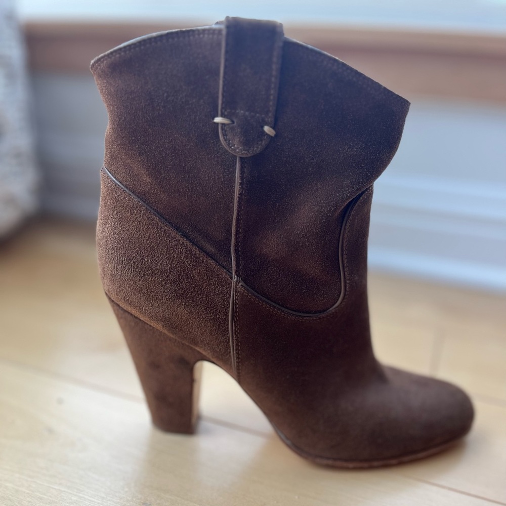 Scoop Western Style Boots